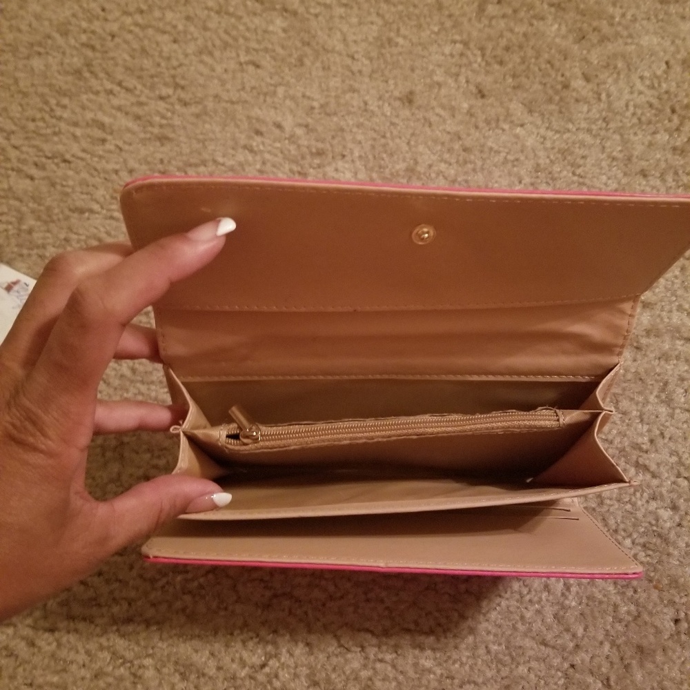 Wallet - Picture 3 of 3